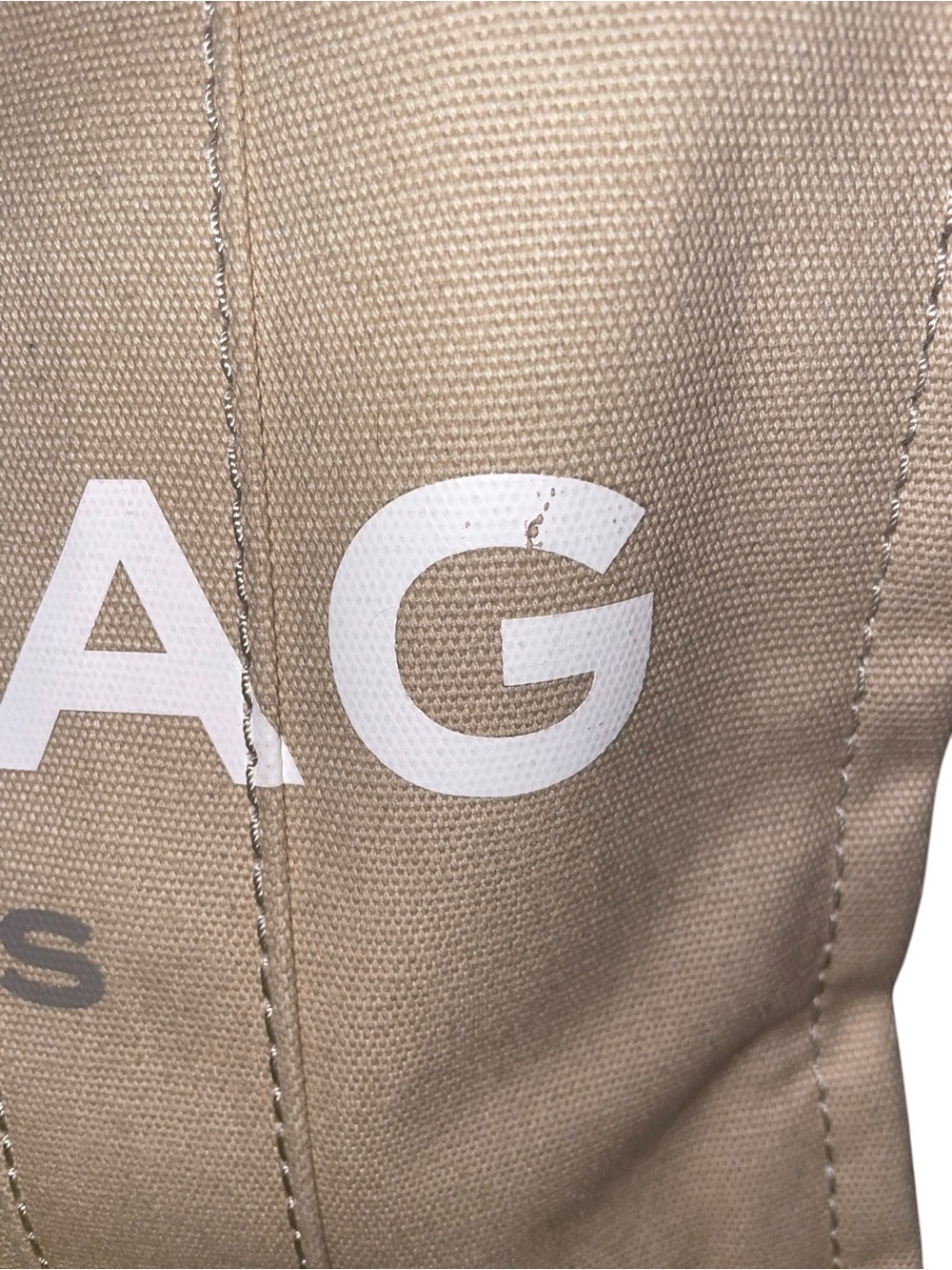 Marc Jacobs 'The Tote Bag' - Size Large, Beige - Authentic, Orig. Tags Included - Picture 12 of 12